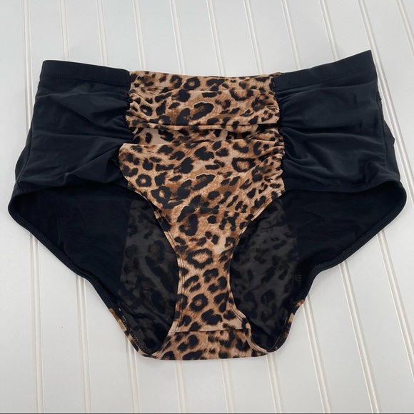 Torrid Leopard Print Bikini - Picture 3 of 14